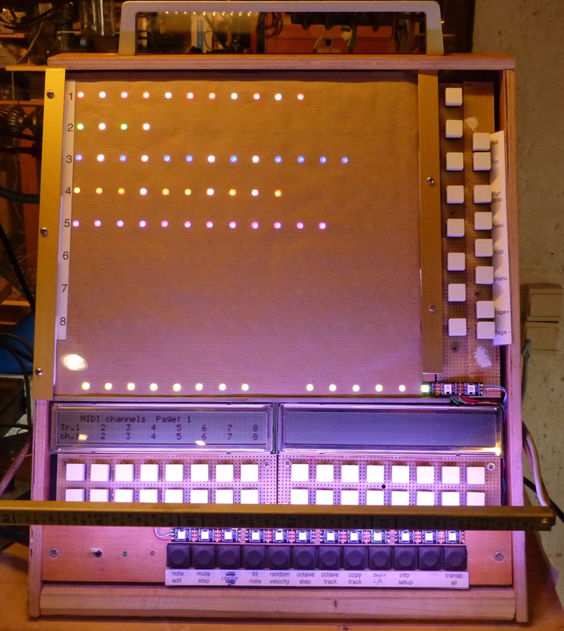 HW-Sequencer_0555_900.jpg